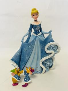 "CHRISTMAS CINDERELLA FIGURINE"_Jim Shore