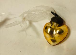 GOLD HEART PENDANT